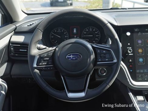 Certified 2025 Subaru Outback Premium image 3