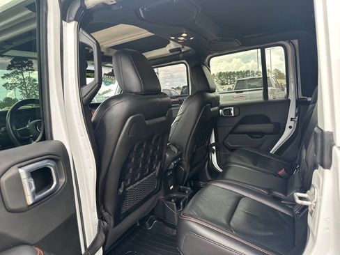 Used 2021 Jeep Gladiator Mojave image 23