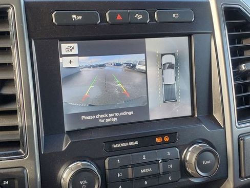 Certified 2019 Ford F250 XLT w/ XLT Premium Package image 16