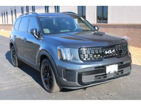 Used 2024 Kia Telluride EX X-Line image 2