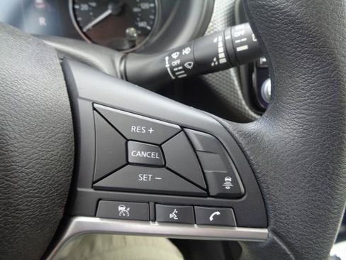 Used 2024 Nissan Kicks SV FWD image 38