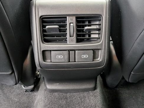 Used 2022 Honda Accord Touring image 17