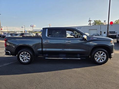 Used 2020 Chevrolet Silverado 1500 LTZ w/ LTZ Plus Package AWD/4WD image 8