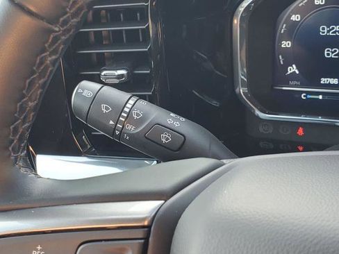 Used 2025 Chevrolet Silverado 1500 LT image 15