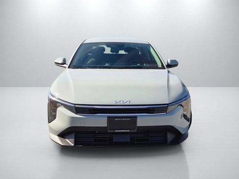 New 2026 Kia K4 FWD image 2
