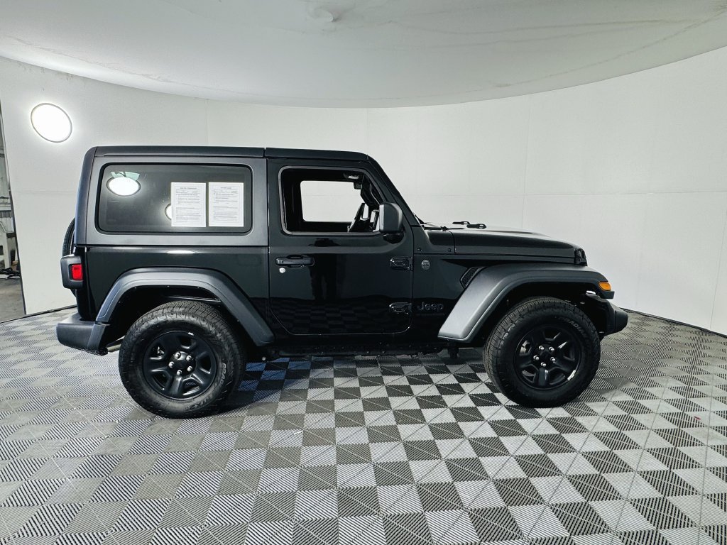 Used 2026 Jeep Wrangler Sport AWD/4WD image 22