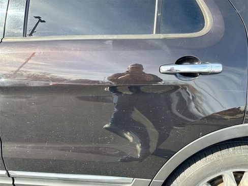 Used 2013 Ford Explorer Limited image 32