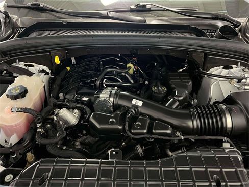 Used 2023 Jeep Grand Cherokee L Limited image 37