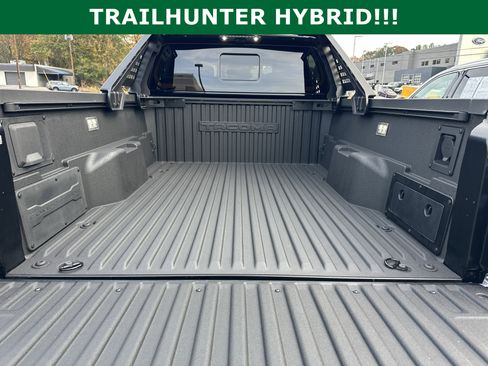 Used 2025 Toyota Tacoma 4x4 Double Cab Hybrid image 17