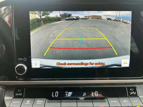 Used 2025 Toyota Camry LE FWD image 21