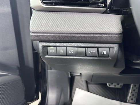 Used 2025 Toyota Camry XSE image 23