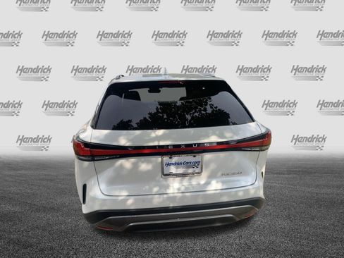 Used 2026 Lexus RX 350 Premium w/ Accessory Package (Z1) FWD image 9