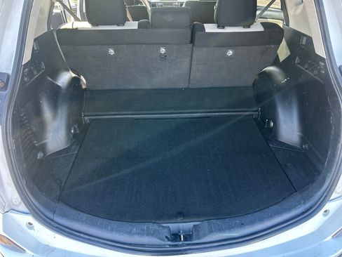 Used 2018 Toyota RAV4 XLE image 27