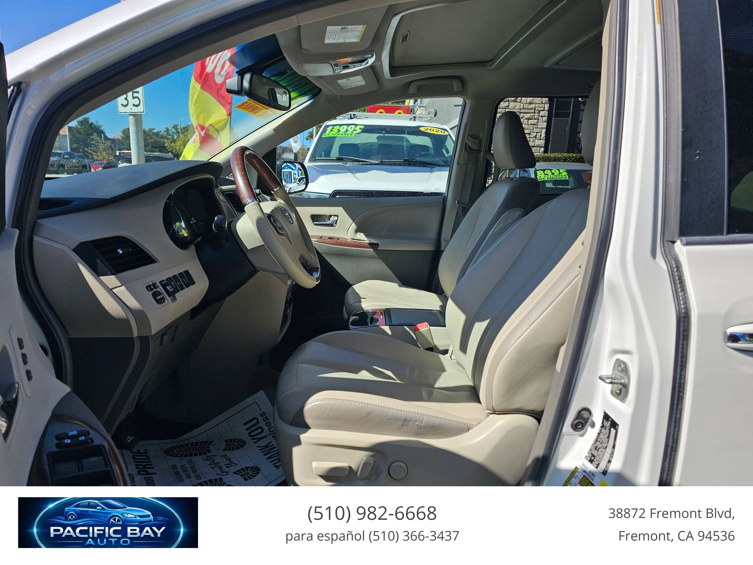 Used 2013 Toyota Sienna Limited w/ Premium Pkg FWD image 10