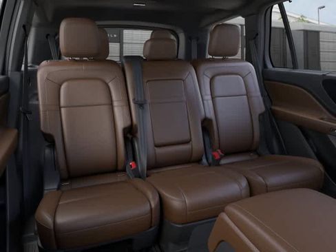 New 2026 Lincoln Aviator Reserve image 10