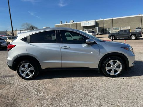 Used 2016 Honda HR-V EX-L image 11