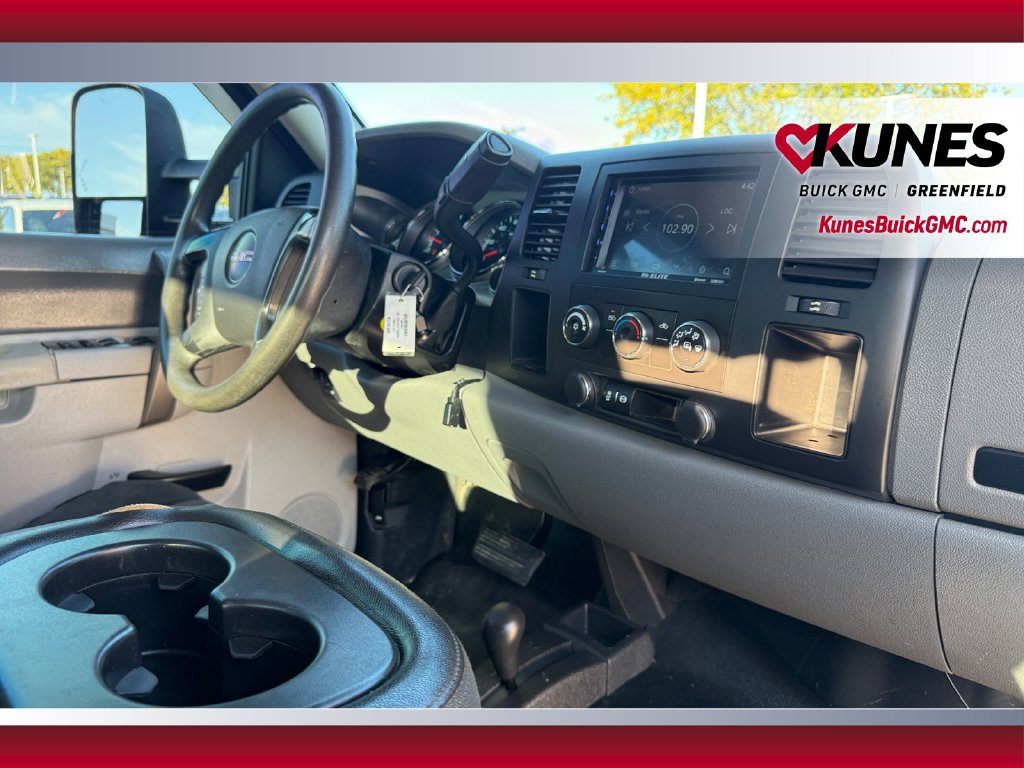 Used 2013 GMC Sierra 2500 W/T AWD/4WD image 38