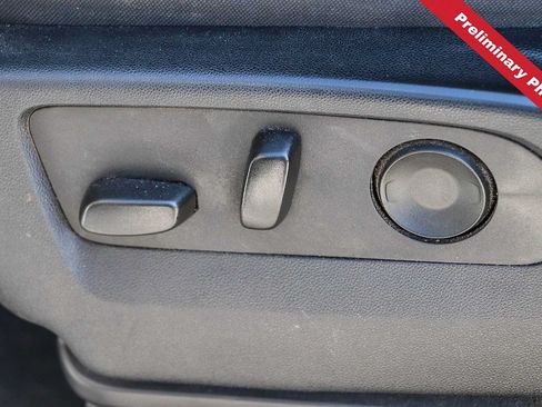 Used 2022 Chevrolet Silverado 1500 Custom RWD image 15