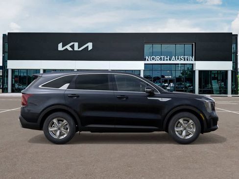 New 2026 Kia Sorento LX image 7