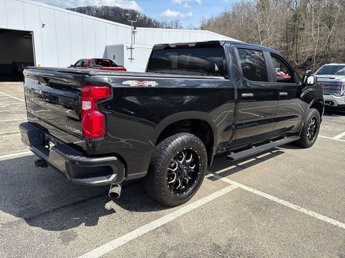 Certified 2021 Chevrolet Silverado 1500 Custom image 9
