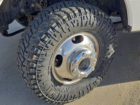 Used 2019 Ford F350 Lariat w/ Lariat Value Package image 31