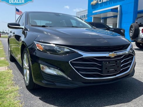 Used 2020 Chevrolet Malibu LT FWD image 1