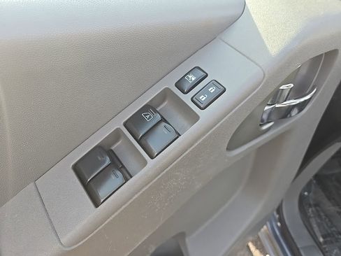 Used 2019 Nissan Frontier SV w/ Value Truck Package image 10