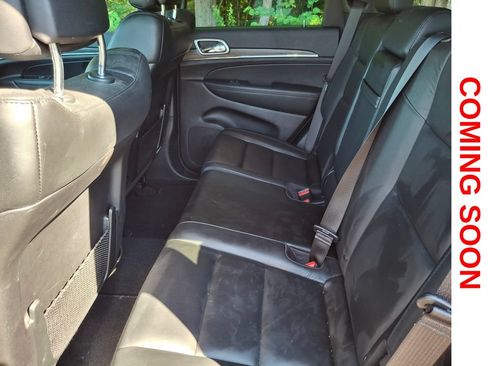 Used 2020 Jeep Grand Cherokee Limited AWD/4WD image 10