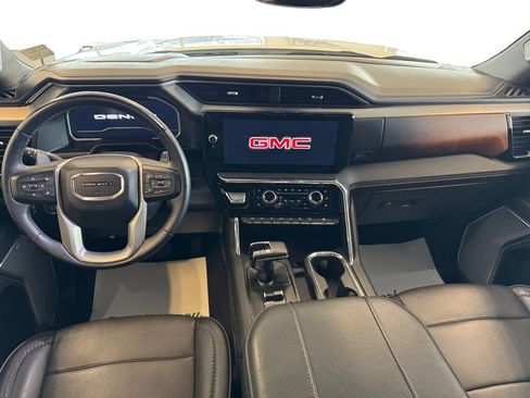 Used 2023 GMC Sierra 1500 Denali w/ Denali Reserve Package AWD/4WD image 12