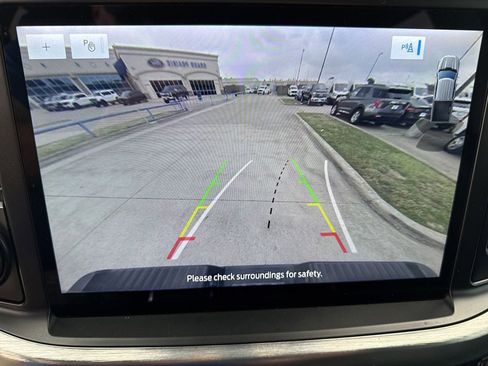 Used 2023 Ford F150 Lariat w/ Trailer Tow Package image 26