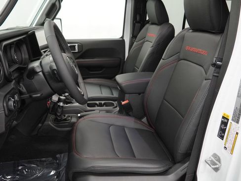 Used 2026 Jeep Wrangler Unlimited Rubicon image 17