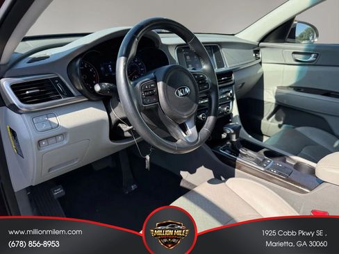 Used 2016 Kia Optima EX w/ Premium Package FWD image 17