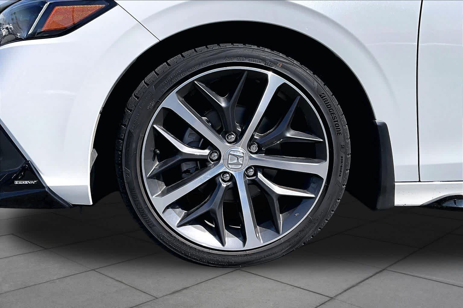 Used 2022 Honda Civic Touring image 10