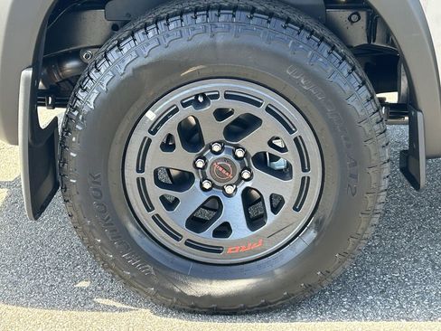 New 2026 Nissan Frontier Pro-X image 7