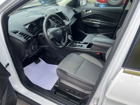 Used 2019 Ford Escape SE FWD image 22