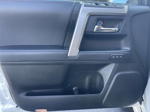 Used 2020 Toyota 4Runner Limited RWD image 16