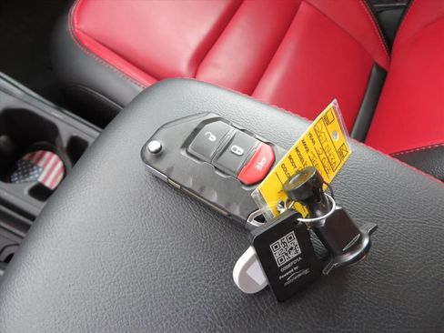 Used 2023 Jeep Wrangler Unlimited Rubicon 4xe image 34