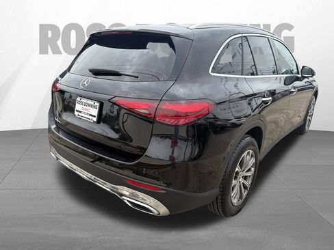 Used 2024 Mercedes-Benz GLC 300 image 4