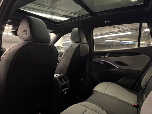New 2026 Volkswagen Tiguan SE R-Line AWD/4WD image 25
