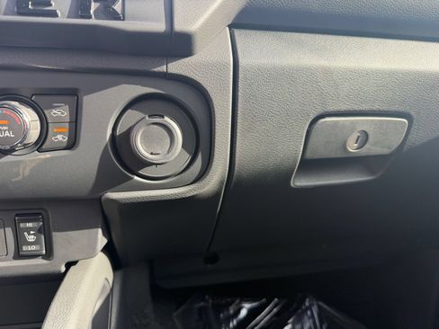 New 2026 Nissan Frontier SV w/ SV Convenience Package RWD image 28