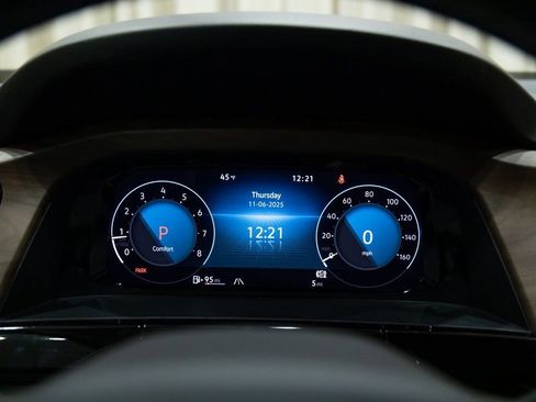 New 2026 Volkswagen Atlas SE image 18