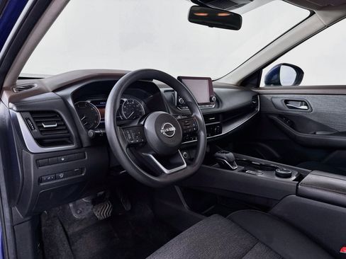 Used 2023 Nissan Rogue SV AWD/4WD image 9