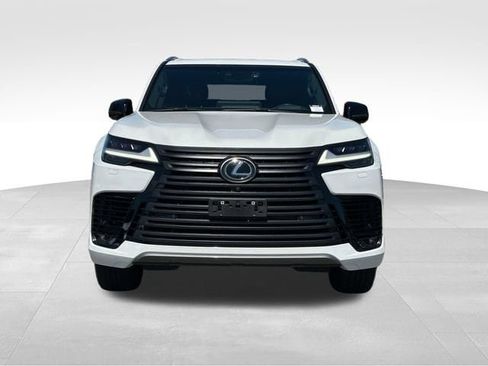 Used 2023 Lexus LX 600 4WD w/ Appearance Package image 8