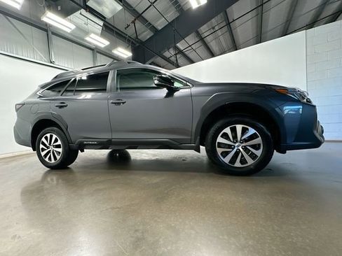 Certified 2025 Subaru Outback Premium AWD/4WD image 3