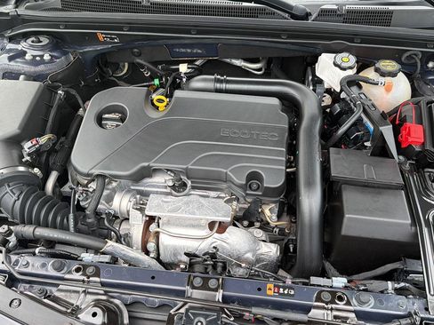 Used 2025 Chevrolet Malibu LT FWD image 33