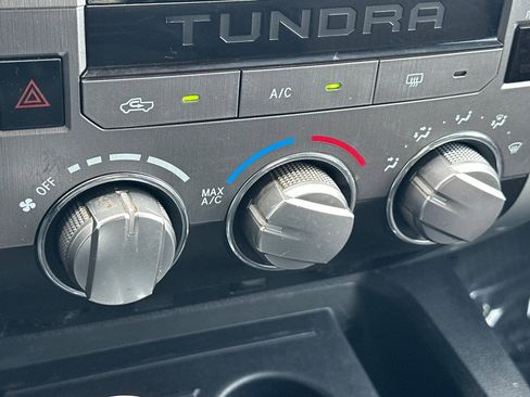 Used 2017 Toyota Tundra SR5 image 15