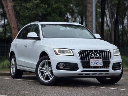 Used 2017 Audi Q5 2.0T Premium image 1