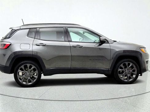 Used 2021 Jeep Compass Latitude w/ Sun and Sound Group AWD/4WD image 4