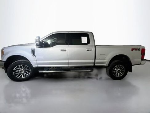 Used 2018 Ford F250 Lariat w/ Tow Technology Bundle AWD/4WD image 5