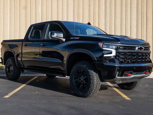 New 2026 Chevrolet Silverado 1500 ZR2 image 2